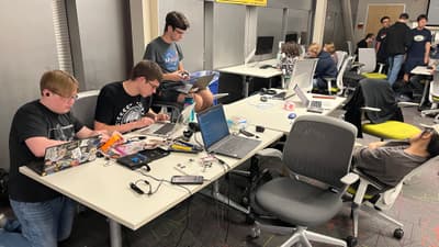 Hack Night 6.1 photo — 1416297105714053172-IMG_8593.jpg