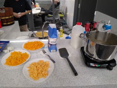 Hack Night 6.6 photo — 1428982462930878589-2025-10-18-00-56-06-653.jpg