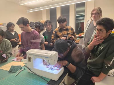 Hack Night 6.9 photo — 1436585783409512448-20251108_001547.jpg