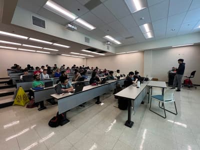 Intro to Rust Workshop photo — 1555379673544785971-IMG_8637.jpg